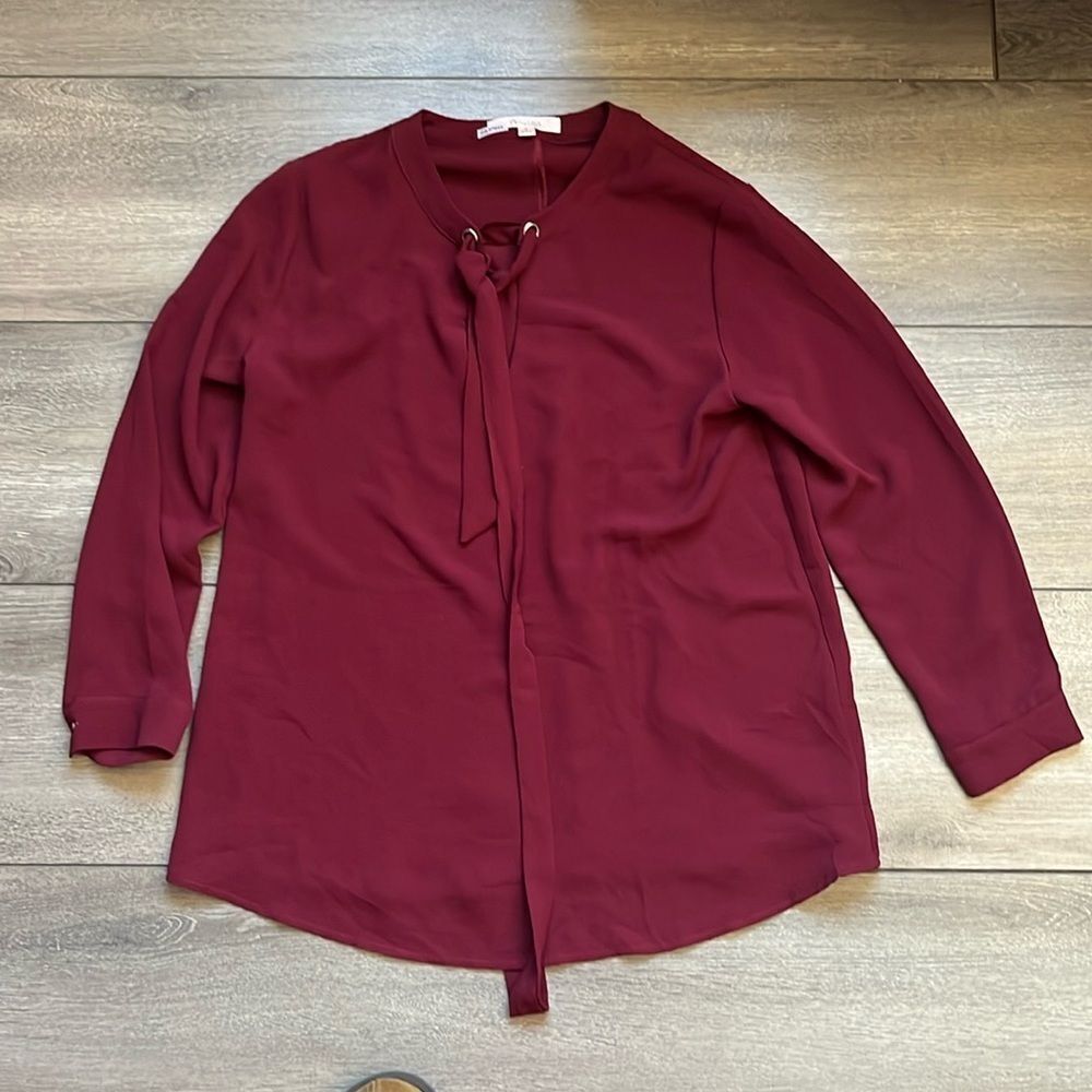 SM120 Active USA 3/4 length sleeve blouse